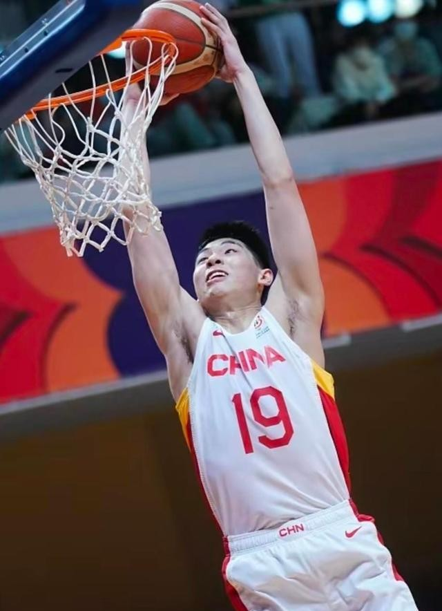 体育竞猜-窗口期广厦男篮迎来里程碑：法国杯节点到来，压力陡增，临场指挥获称赞(cba第二窗口期)