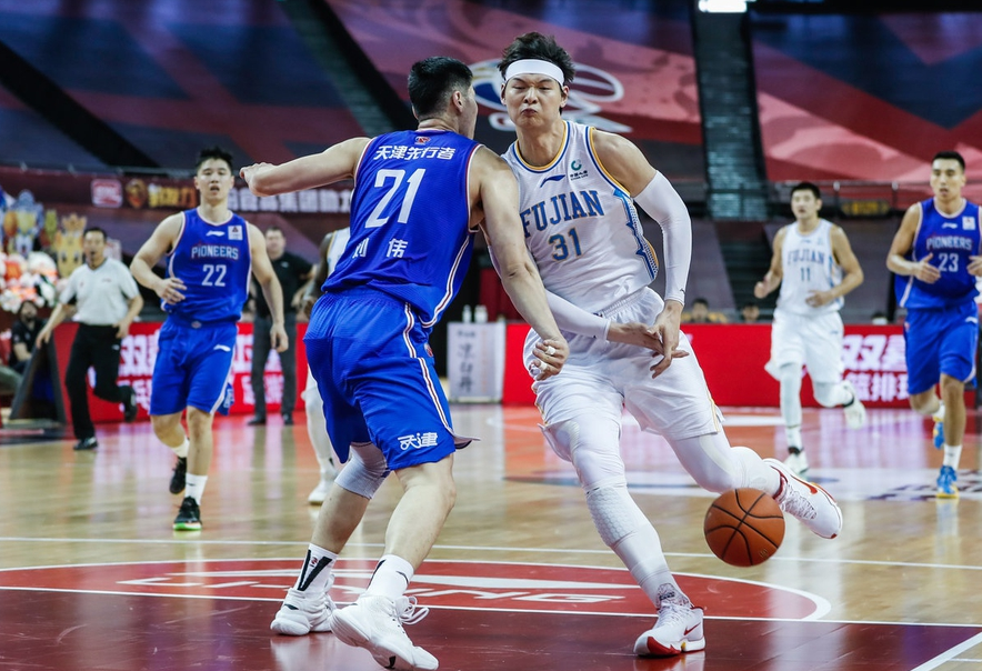 官方综合娱乐入口首页-赛后切尔西调整名单以备NBA总决赛，迎来里程碑环节打磨，气氛紧张，球探报告显示潜力(切尔西新款球衣)